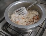 A picture of step 2 of Egg fried rice.