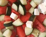 Foto del passaggio 6 della ricetta Insalata estiva anguria,feta,cetrioli e...😋