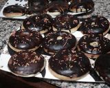 صورة لخطوة 2 من وصفة دوناتس🍩🍩🍫🌰 مخبوزه