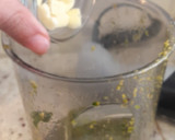 Foto del paso 3 de la receta: Espaguetis con pesto de pistacho