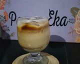 Foto langkah ke 3 dari resep Kopi yogurt.