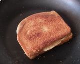 Foto del paso 2 de la receta: Sándwich de queso y mantequilla🧀🥯🍞