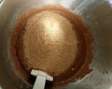 Foto del passaggio 14 della ricetta Muffin al cioccolato e amaretti