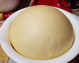 Foto langkah ke 2 dari resep Korean Cream Cheese Garlic Bread.