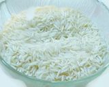 A picture of step 1 of Kollu pulao (Horse gram pulao).