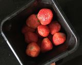Hình bước làm 2 của món Strawberry Ice Cream