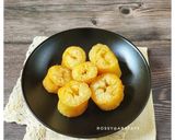 Foto langkah ke 5 dari resep Singkong Ketumbar Goreng.