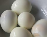 Foto langkah ke 1 dari resep Semur telur tahu kentang.