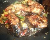 Foto langkah ke 8 dari resep Ikan Tenggiri Bumbu Kecap.