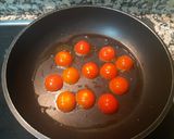 Foto del paso 4 de la receta Ensalada templada provenzal con vinagreta de grosella