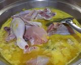 Foto langkah ke 3 dari resep Ayam Goreng Kremes.