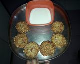 A picture of step 4 of Sabudhana Vada.