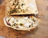 Foto del paso 6 de la receta: Stromboli de pollo, queso y panceta