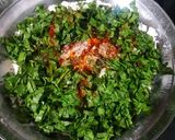 पालक के परांठे (palak ke parathe recipe in Hindi) रेसिपी चरण 1 फोटो