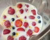 Une image de l'étape 3 de 🍹Smoothie 🍸avoine fruits 🍒rouges🫐🍓 miel 🍯 de lavande 🪻.