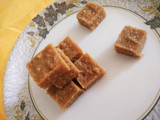 मावा बर्फी (Mawa burfi recipe in Hindi)