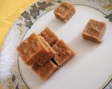 मावा बर्फी (Mawa burfi recipe in Hindi) रेसिपी चरण 1 फोटो