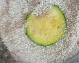 Foto del paso 2 de la receta: Milanesa de zapallito revozada con avena y Chía