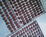 Foto langkah ke 3 dari resep Coffee Bean cookies.