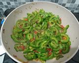 Foto langkah ke 5 dari resep Tumis pare ikan teri asin.