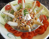 Foto del paso 3 de la receta: Ensalada de garbanzos con atún, espárragos y tomates