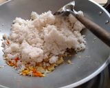 Foto langkah ke 4 dari resep Com Rang Vietnam (Nasi Goreng Vietnam).