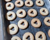 Une image de l'étape 12 de Biscuits à la Confiture de Fraises 🍓.