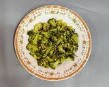 A picture of step 2 of Stir fried Broccoli.