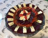 Une image de l'étape 8 de Salade de betteraves rouges et tomates au fromage frais.