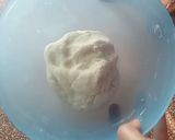 A picture of step 1 of Hinger kochuri hing ki kachauri.