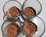 Foto langkah ke 7 dari resep Chocolate Triffle Cake.