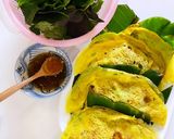 A picture of step 5 of Quick and Easy Bánh Xèo on a Rainy Day with a Nonstick Pan.