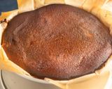 Foto langkah ke 7 dari resep BASQUE BURNT CHEESE CAKE (Creamy & Caramelized).
