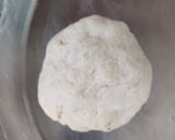 A picture of step 4 of Crispy Chana dal maida samosa (jain snack).