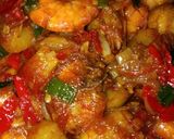 Foto langkah ke 5 dari resep Sambal Goreng Kentang & Udang.