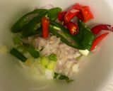 Hình bước làm 3 của món Canh Thịt heo nấu với táo và nho