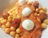 Foto del paso 4 de la receta: Garbanzos con salsa de chistorra y un toque de lima