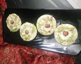 A picture of step 3 of Mini Pizza.
