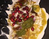 A picture of step 4 of Ragda samosa chat.