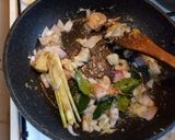 Foto langkah ke 2 dari resep Gulai Kepala Kakap Padang.