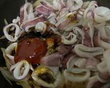 Foto langkah ke 5 dari resep Cumi Saos Mentega.