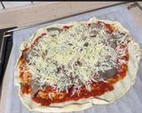 Foto del paso 2 de la receta: Pizza de setas y salami