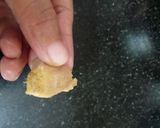 A picture of step 5 of Kachori with aloo sabji.
