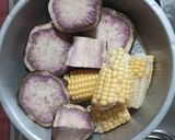 Foto langkah ke 2 dari resep Ubi jalar dan Jagung Kukus.