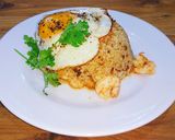 Hình bước làm 2 của món Cơm chiên tôm