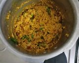 A picture of step 6 of Oats Masala khichdi.