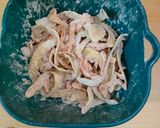 Foto langkah ke 2 dari resep Keripik Kulit Kentang dan Wortel.