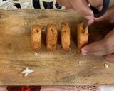 Foto langkah ke 4 dari resep Cromboloni Mini Goreng.