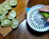 Foto langkah ke 3 dari resep Es Mojito Selasih (199).