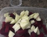 A picture of step 4 of Beet salad.